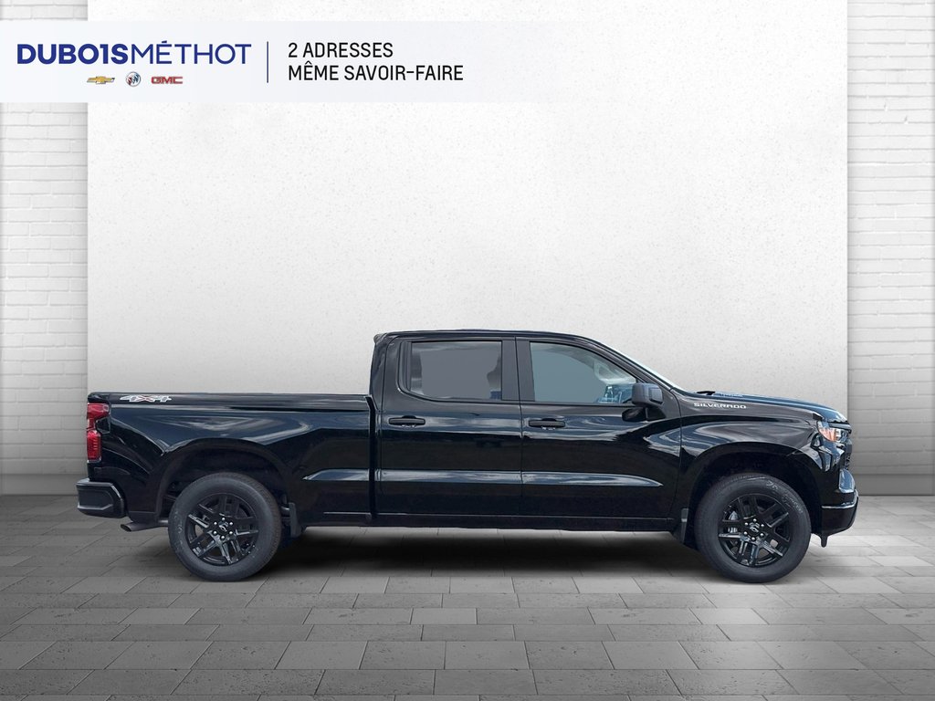 2025 Chevrolet SILVERADO 1500 Custom in Victoriaville, Quebec - 3 - w1024h768px