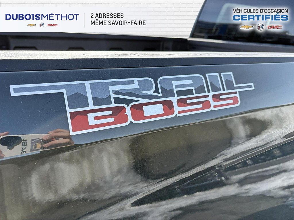 2025 Chevrolet Silverado 1500 CUSTOM TRAIL BOSS 4 CYL 2.7L TURBO CREW Z71 !!! in Victoriaville, Quebec - 12 - w1024h768px