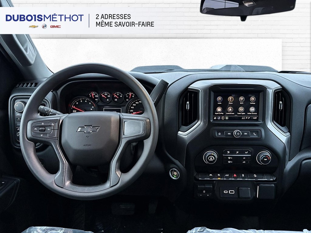 Chevrolet Silverado 1500 Custom Trail Boss 2026 à Plessisville, Québec - 5 - w1024h768px