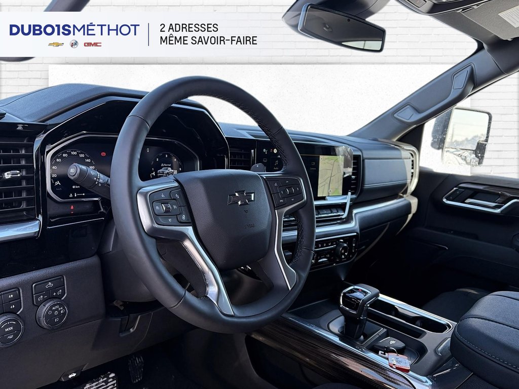 Chevrolet Silverado 1500 RST 2026 à Victoriaville, Québec - 4 - w1024h768px