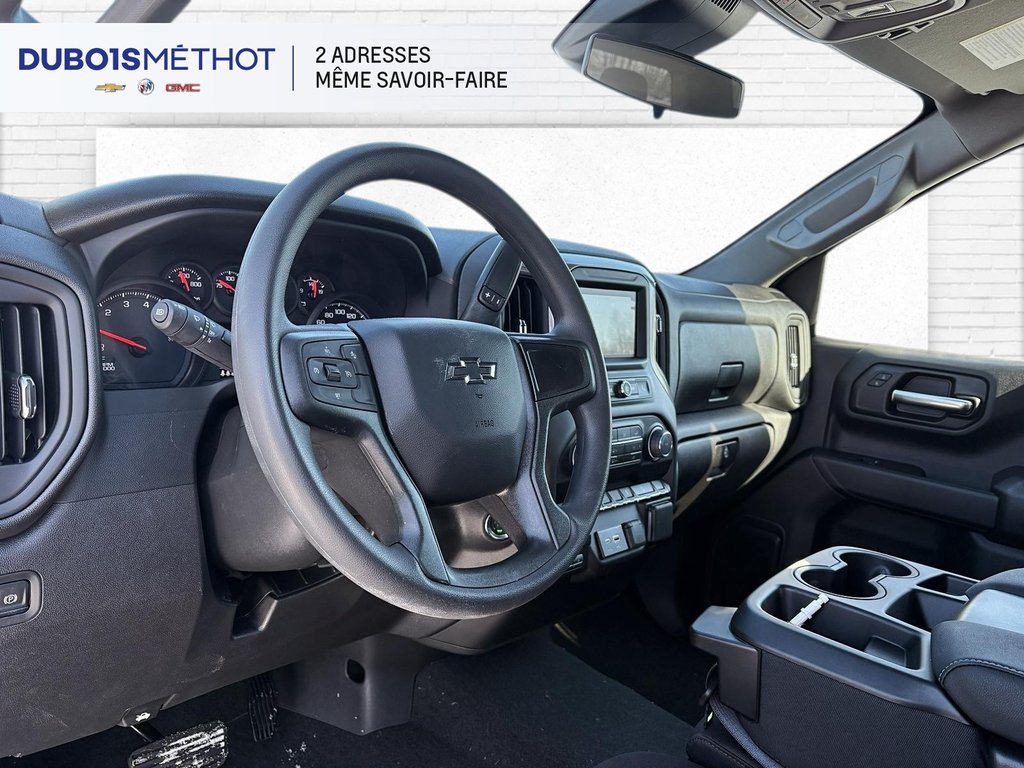 2026 Chevrolet Silverado 1500 Custom Trail Boss in Victoriaville, Quebec - 4 - w1024h768px
