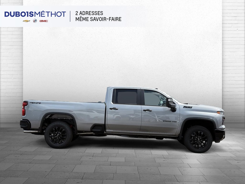Chevrolet SILVERADO 2500 4RM CUSTOM CREW Custom 2025 à Victoriaville, Québec - 3 - w1024h768px