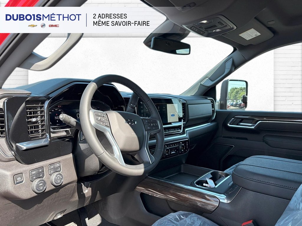 Chevrolet SILVERADO 2500 HD LT 2025 à Victoriaville, Québec - 4 - w1024h768px