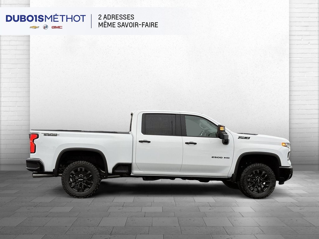 Chevrolet Silverado 2500 HD LT 2026 à Victoriaville, Québec - 3 - w1024h768px