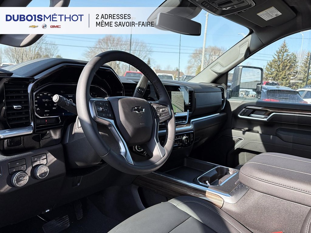 Chevrolet Silverado 2500 HD LT 2026 à Plessisville, Québec - 4 - w1024h768px