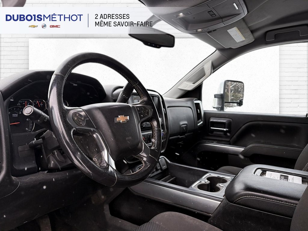 2018 Chevrolet Silverado 2500HD LT, CUSTOM SPORT, V8 6.6L DURAMAX, 4X4,CONSOLE !!! in Plessisville, Quebec - 13 - w1024h768px