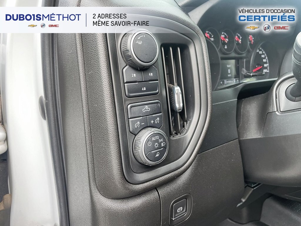 2022 Chevrolet Silverado 2500HD CUSTOM 2500 HD DURAMAX V8 6.6L DIESEL CREW 4X4 !!! in Victoriaville, Quebec - 22 - w1024h768px