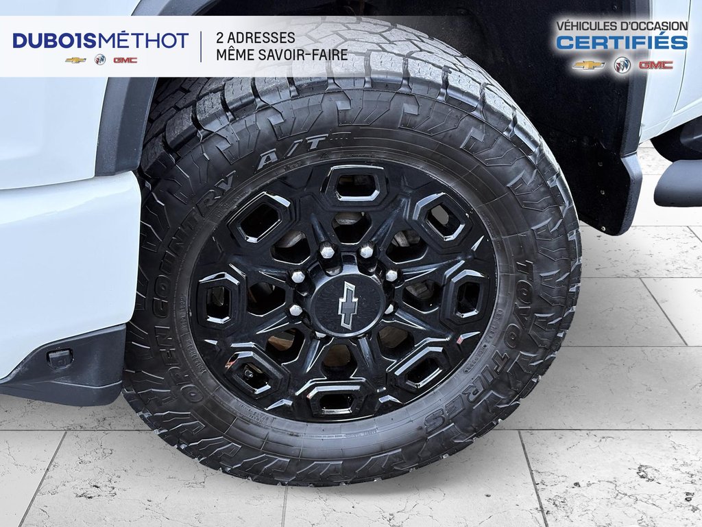 2022 Chevrolet Silverado 2500HD LT, Z71 SPORT, V8 6.6L A ESSENCE, 4X4 CREW in Plessisville, Quebec - 2 - w1024h768px