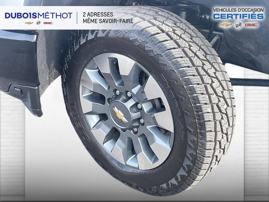 2023 Chevrolet Silverado 2500HD CUSTOM, V8 6.6L DURAMAX, DIESEL 6 PLACES !!! in Victoriaville, Quebec - 2 - w1024h768px