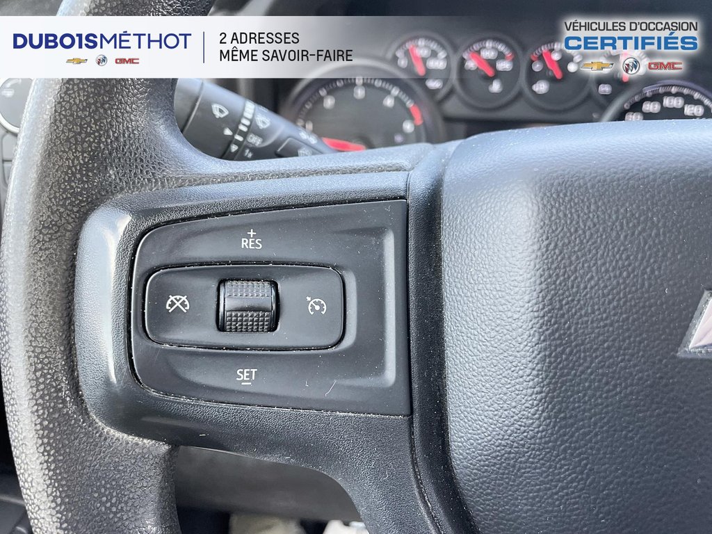 2023 Chevrolet Silverado 2500HD CUSTOM, V8 6.6L DURAMAX, DIESEL 6 PLACES !!! in Victoriaville, Quebec - 17 - w1024h768px