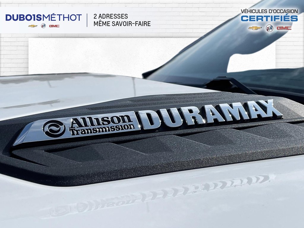 2023 Chevrolet Silverado 2500HD CUSTOM, V8 6.6L DURAMAX, DIESEL 6 PLACES !!! in Victoriaville, Quebec - 3 - w1024h768px