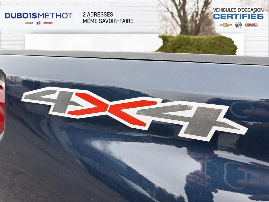 2023 Chevrolet Silverado 2500HD CUSTOM, V8 6.6L, DURAMAX, DIESEL, 6 PLACES !!! in Victoriaville, Quebec - 9 - w1024h768px