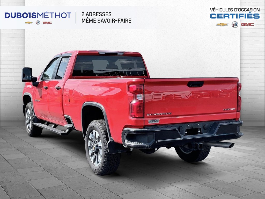 Chevrolet Silverado 2500HD CUSTOM, 2WD, V8 6.6L A ESSENCE, DOUBLE CAB, 2024 à Victoriaville, Québec - 4 - w1024h768px