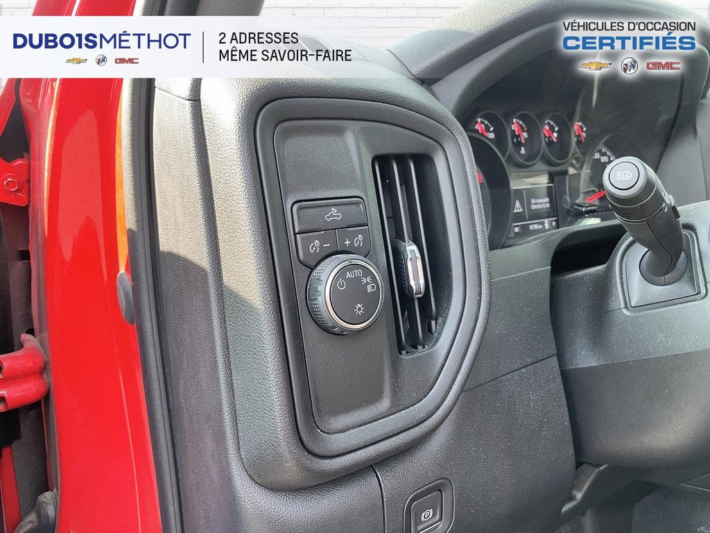 Chevrolet Silverado 2500HD CUSTOM, 2WD, V8 6.6L A ESSENCE, DOUBLE CAB, 2024 à Victoriaville, Québec - 15 - w1024h768px