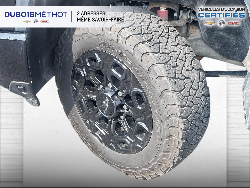 2024 Chevrolet Silverado 2500HD HIGH COUNTRY, CREW, DURAMAX in Victoriaville, Quebec - 2 - w1024h768px