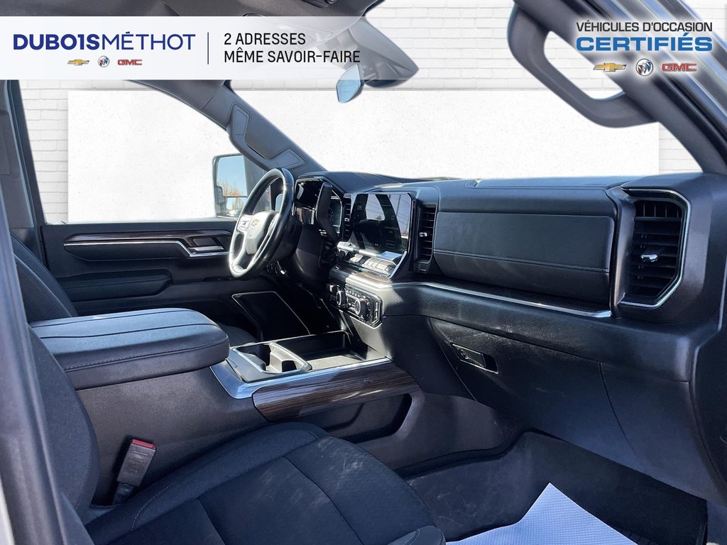 Chevrolet Silverado 2500HD LT, V8 6.6L DURAMAX DIESEL NOUVEAU MODELE CONSOLE 2024 à Victoriaville, Québec - 16 - w1024h768px