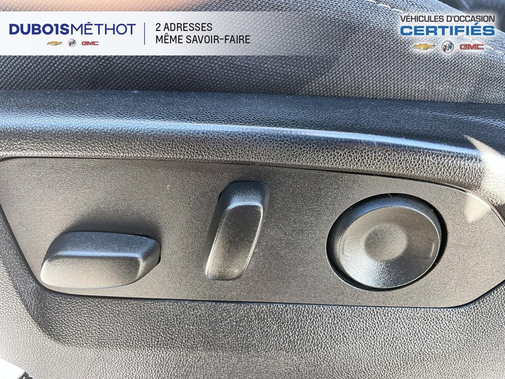 Chevrolet Silverado 2500HD LT, V8 6.6L DURAMAX DIESEL NOUVEAU MODELE CONSOLE 2024 à Victoriaville, Québec - 20 - w1024h768px