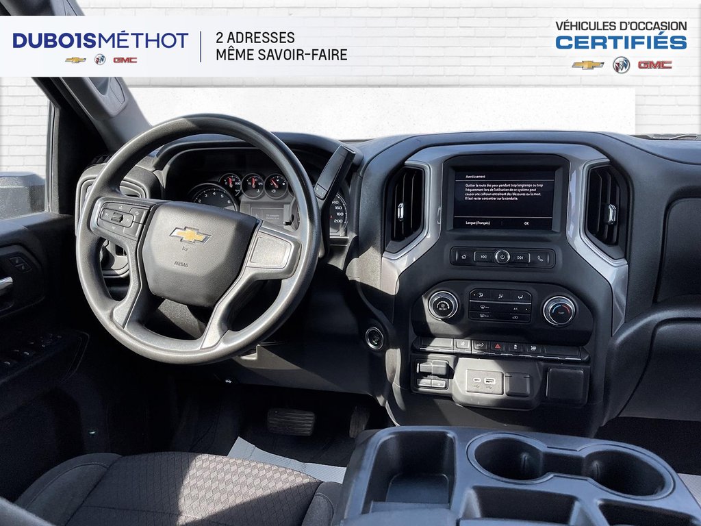 Chevrolet Silverado 2500HD CUSTOM V8 6.6L A GAS, 4X4, 6 PLACES, 2500 HD !!!! 2024 à Plessisville, Québec - 14 - w1024h768px