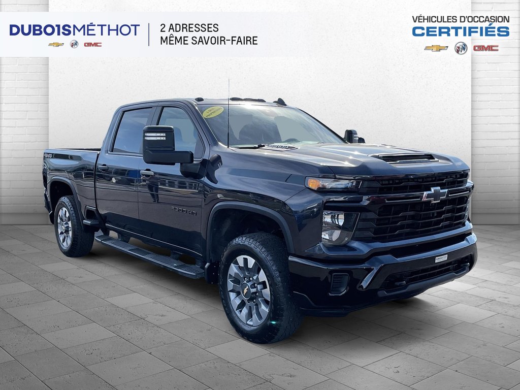 Chevrolet Silverado 2500HD CUSTOM V8 6.6L A GAS, 4X4, 6 PLACES, 2500 HD !!!! 2024 à Plessisville, Québec - 9 - w1024h768px