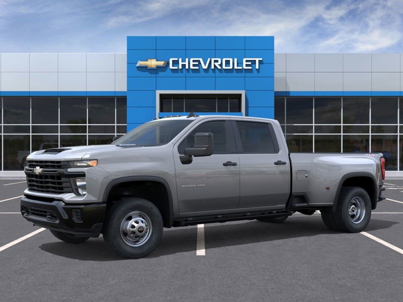 2026 Chevrolet Silverado 3500 HD WT DRW in Plessisville, Quebec - 2 - w1024h768px
