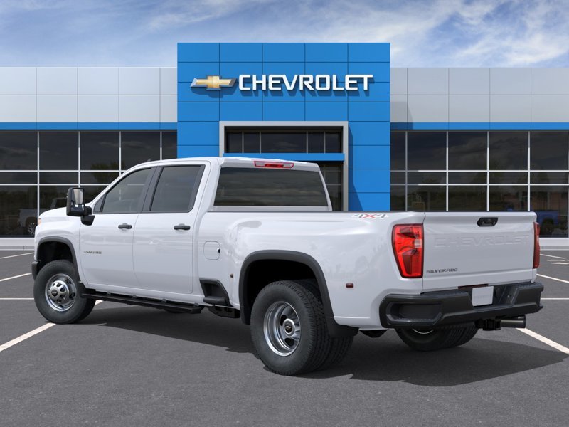 2026 Chevrolet Silverado 3500 HD WT DRW in Victoriaville, Quebec - 3 - w1024h768px