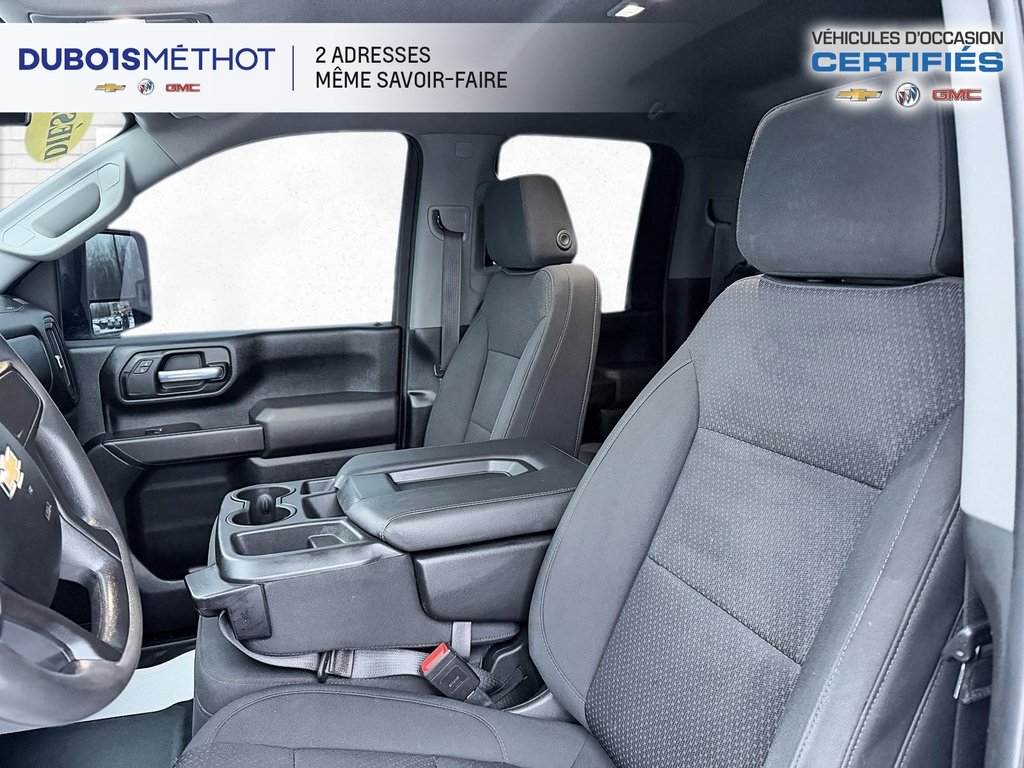 2021 Chevrolet Silverado 3500HD WORK TRUCK DURAMAX 4X4 DOUBLE CAB DOUBLE ROUE !!! in Victoriaville, Quebec - 20 - w1024h768px
