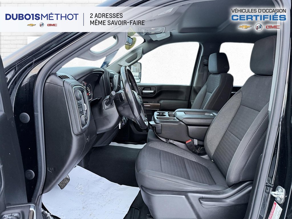 Chevrolet Silverado 3500HD LT, 3500 DURAMAX DIESEL V8 6.6L DOUBLE ROUE !!! 2023 à Victoriaville, Québec - 16 - w1024h768px