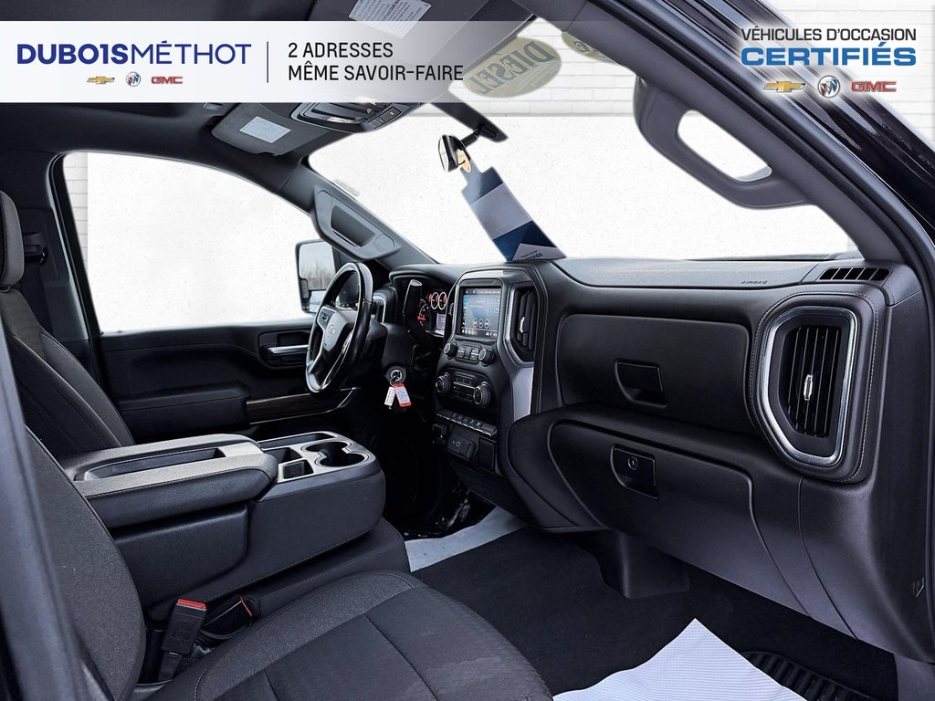 Chevrolet Silverado 3500HD LT, 3500 DURAMAX DIESEL V8 6.6L DOUBLE ROUE !!! 2023 à Victoriaville, Québec - 15 - w1024h768px