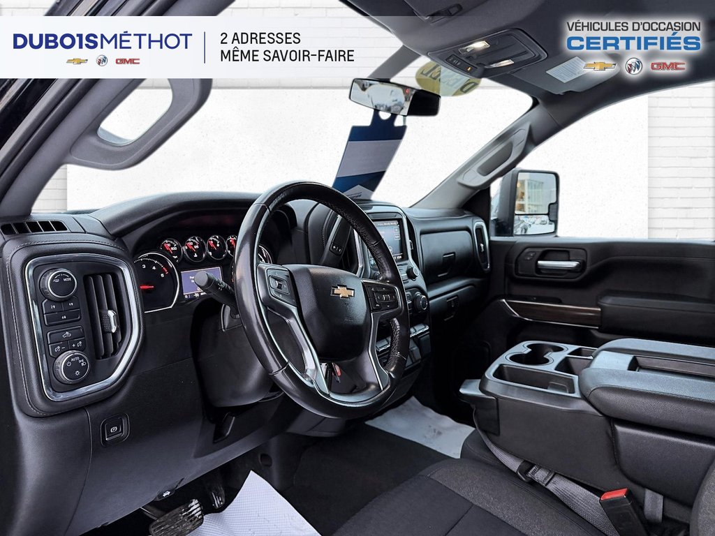 Chevrolet Silverado 3500HD LT, 3500 DURAMAX DIESEL V8 6.6L DOUBLE ROUE !!! 2023 à Victoriaville, Québec - 17 - w1024h768px