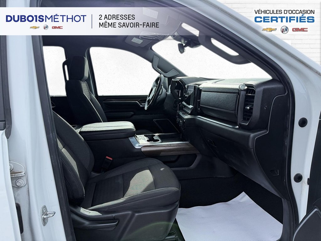 Chevrolet Silverado 3500HD LT, DOUBLE ROUE DURAMAX V8 6.6L DIESEL 4X4 CONSOLE 2024 à Plessisville, Québec - 14 - w1024h768px