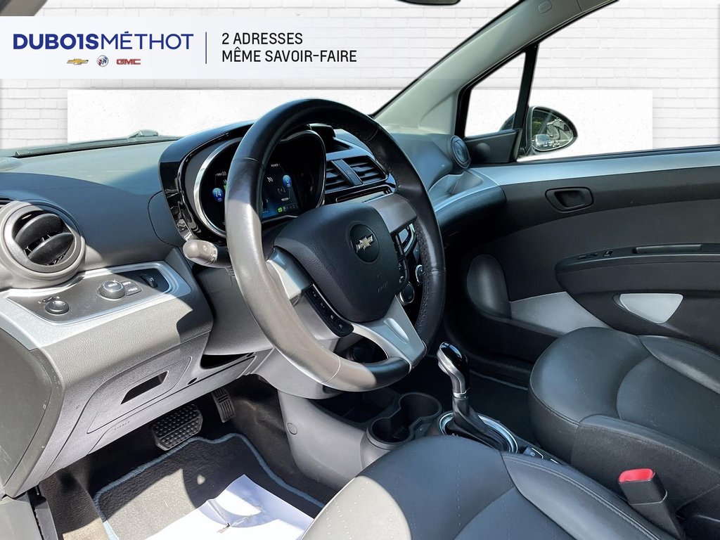 Chevrolet Spark EV LT, 100% ELECTRIQUE, CUIR VE !!! 2015 à Victoriaville, Québec - 16 - w1024h768px