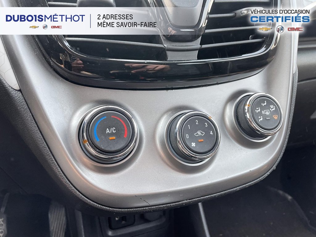 Chevrolet Spark LT, AUTOMATIQUE, 1.4L, HATCHBACK !! 2017 à Victoriaville, Québec - 17 - w1024h768px