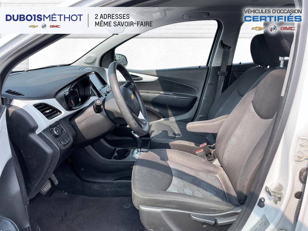 Chevrolet Spark LT, AUTOMATIQUE, 1.4L, HATCHBACK !! 2017 à Victoriaville, Québec - 13 - w1024h768px