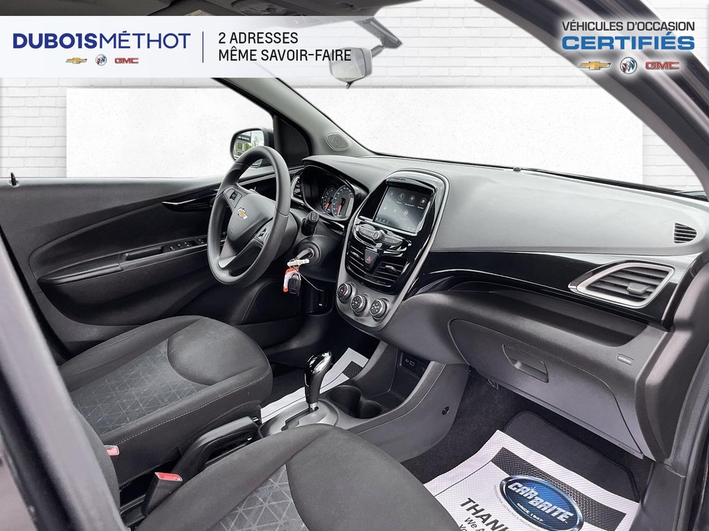 Chevrolet Spark LT, AUTOMATIQUE, APPLE CAR PLAY, CAMERA !!! 2019 à Plessisville, Québec - 13 - w1024h768px