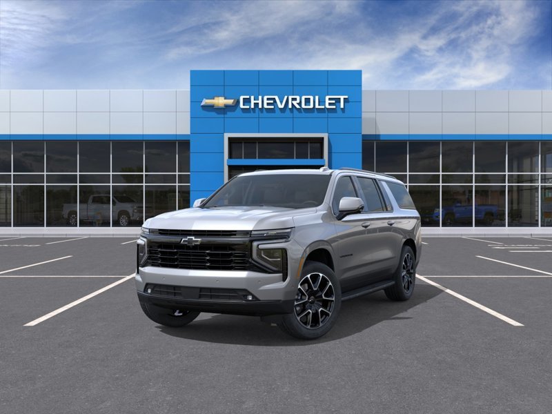 2026 Chevrolet Suburban in Victoriaville, Quebec - 1 - w1024h768px