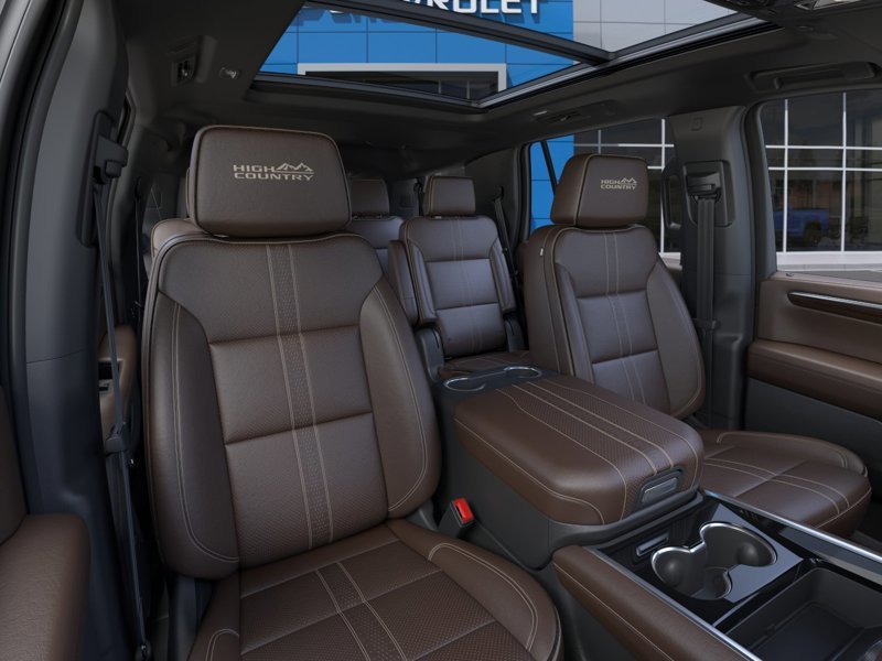 2026 Chevrolet Tahoe in Victoriaville, Quebec - 6 - w1024h768px