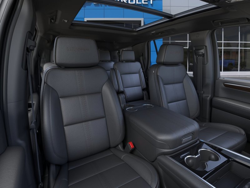 2026 Chevrolet Tahoe in Victoriaville, Quebec - 6 - w1024h768px