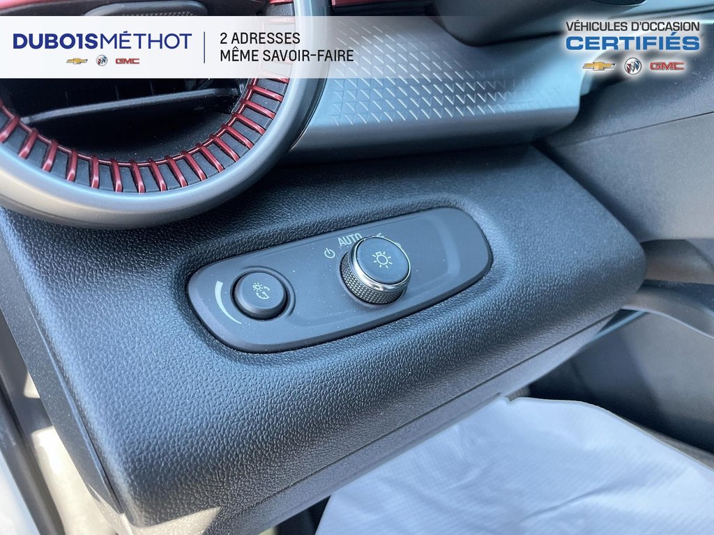 2024 Chevrolet Trax 1RS, AUTOMATIQUE, SIEGES ET VOLANT CHAUFFANT !!! in Victoriaville, Quebec - 17 - w1024h768px