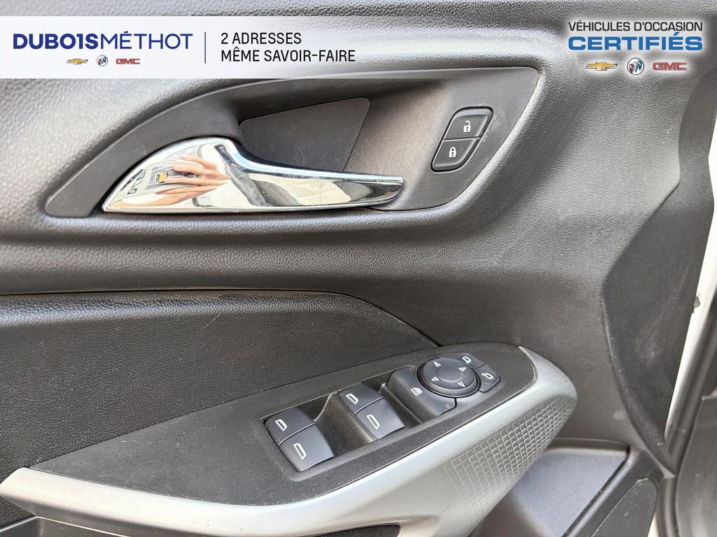 Chevrolet Trax LS, AUTOMATIQUE, HATCHBACK CARPLAY !!! 2024 à Victoriaville, Québec - 16 - w1024h768px