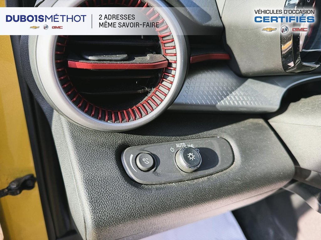 2024 Chevrolet Trax 1RS, AUTOMATIQUE, SIEGES ET VOLANT CHAUFFANT !!! in Plessisville, Quebec - 18 - w1024h768px