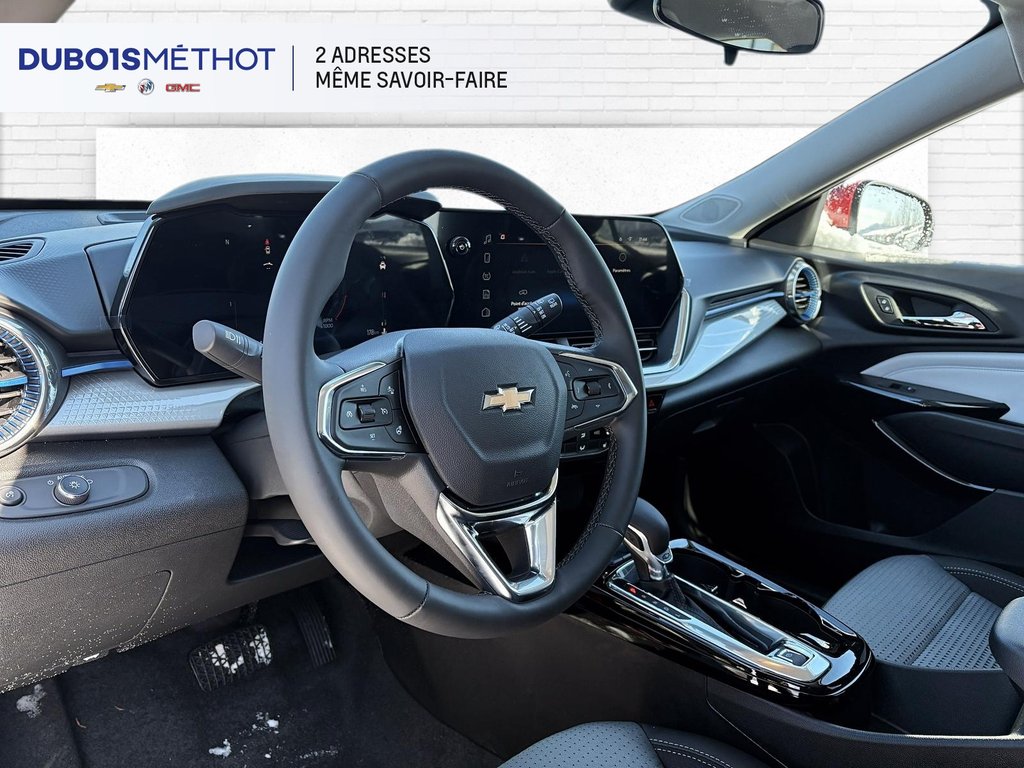 2026 Chevrolet Trax LT in Victoriaville, Quebec - 4 - w1024h768px