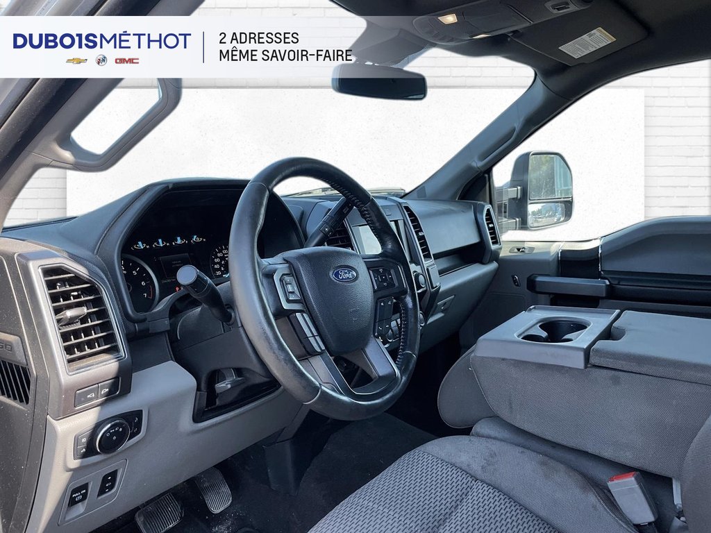 Ford F-150 XLT, 4X4 ECOBOOST V6 3.5L, CREW, 4X4 !!! 2019 à Victoriaville, Québec - 15 - w1024h768px