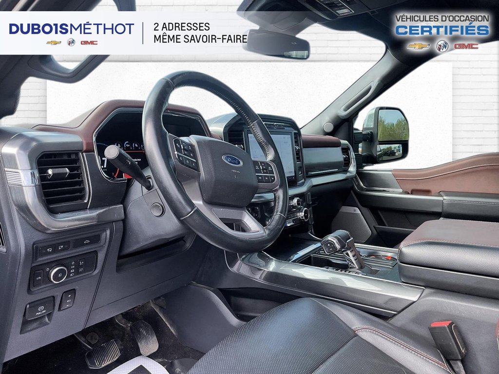2022 Ford F-150 LARIAT, CUIR, TOIT PANORAMIQUE 4X4 !!! in Victoriaville, Quebec - 17 - w1024h768px