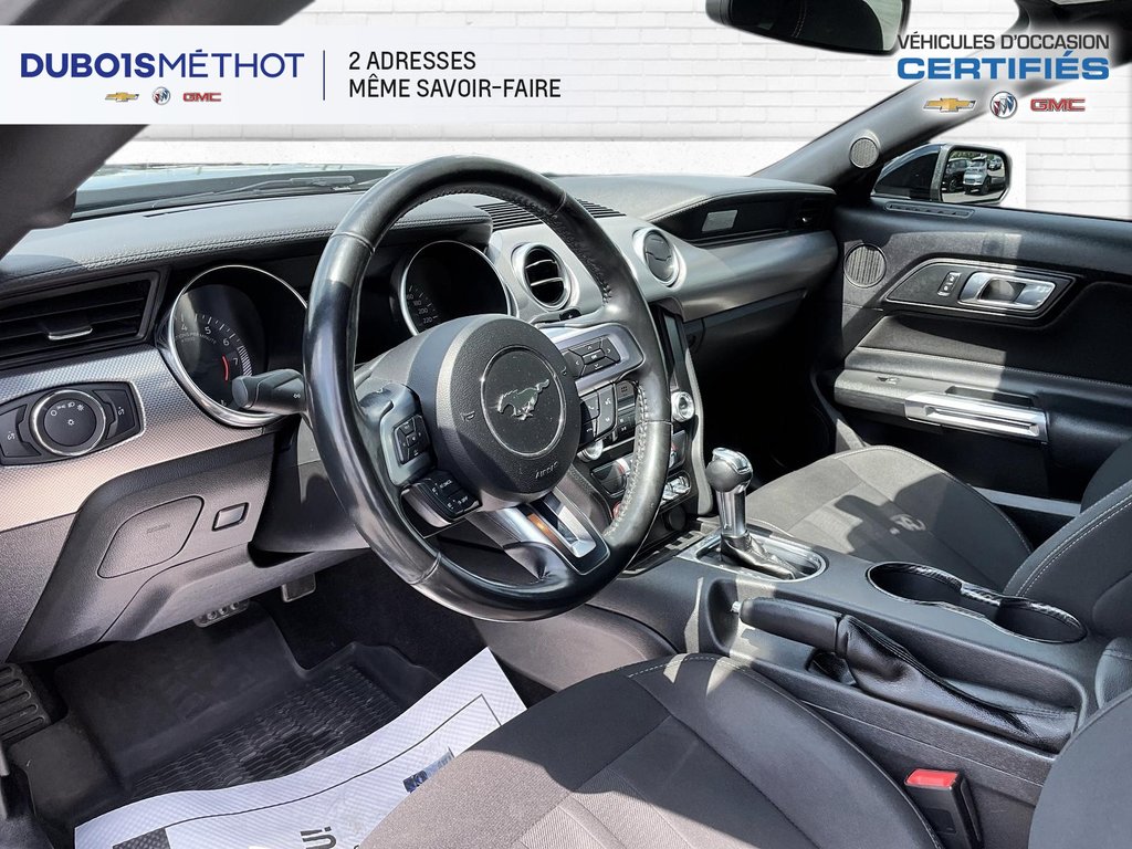 Ford Mustang CONVERTIBLE, ECOBOOST 2.3L TURBO, AUTOMATIQUE, 2019 à Plessisville, Québec - 20 - w1024h768px