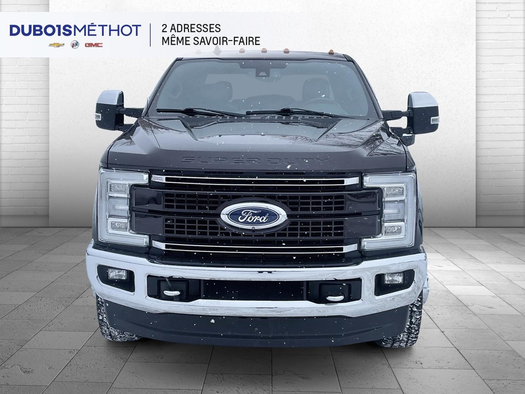 2019 Ford Super Duty F-350 DRW in Victoriaville, Quebec - 3 - w1024h768px