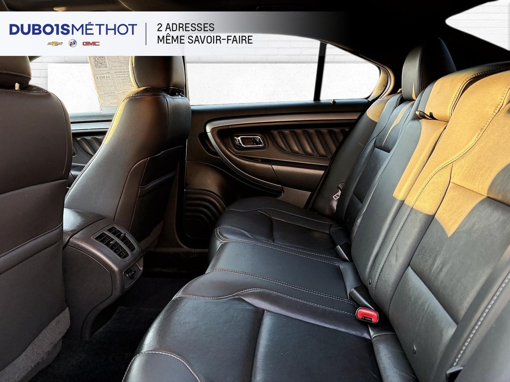 Ford Taurus SEL, AWD V6 3.5L, CUIR, TOIT !!! 2015 à Victoriaville, Québec - 11 - w1024h768px