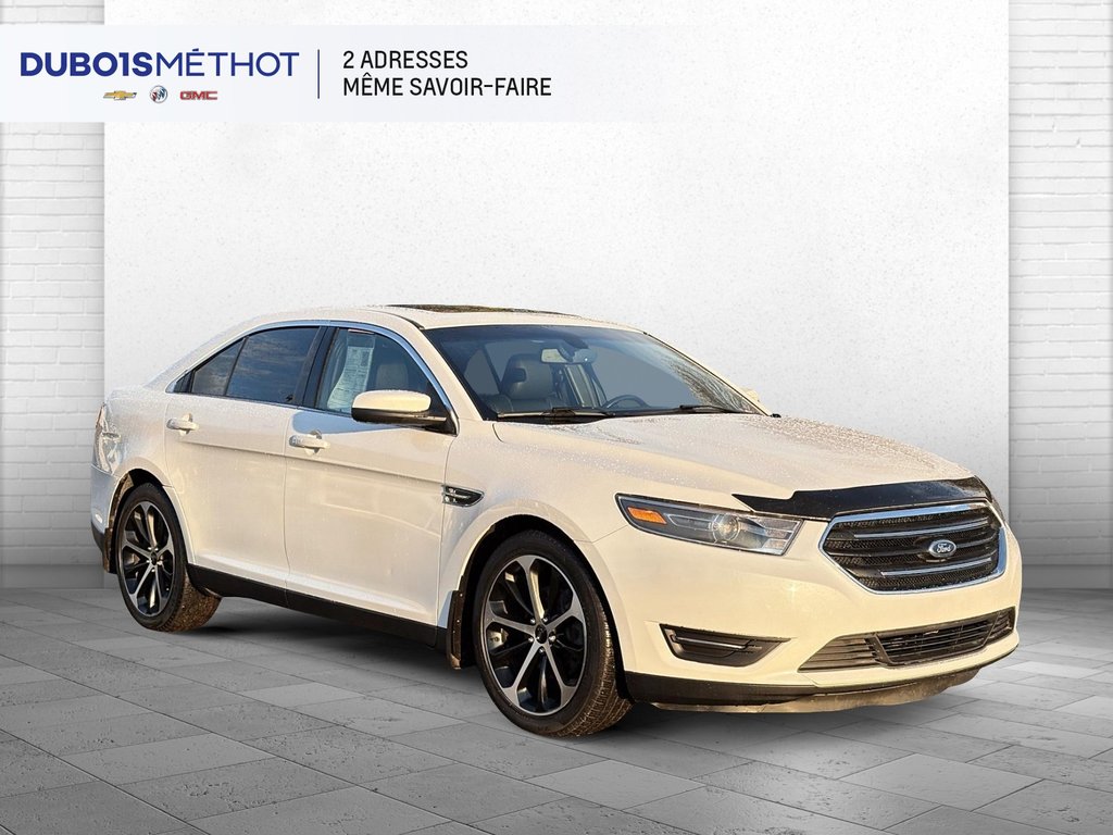 Ford Taurus SEL, AWD V6 3.5L, CUIR, TOIT !!! 2015 à Victoriaville, Québec - 9 - w1024h768px