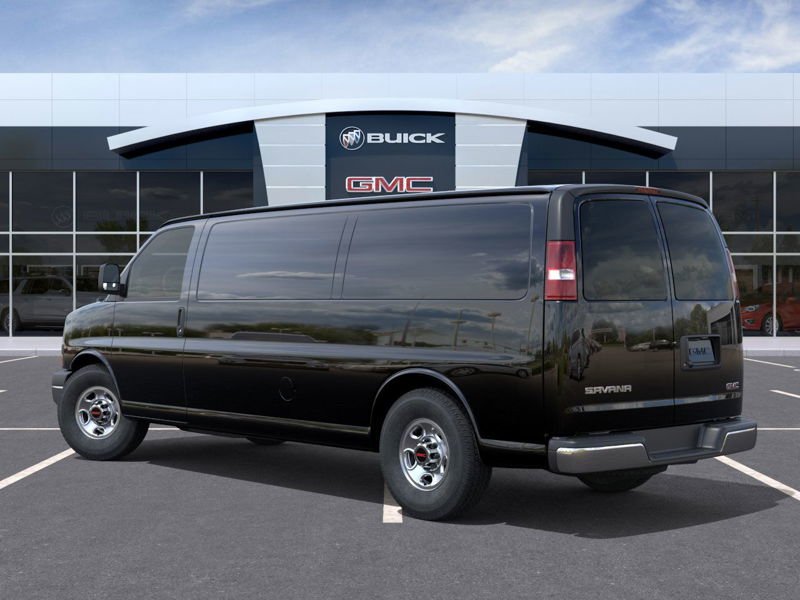 GMC Savana Cargo 3500 WT 155'' 2026 à Victoriaville, Québec - 3 - w1024h768px
