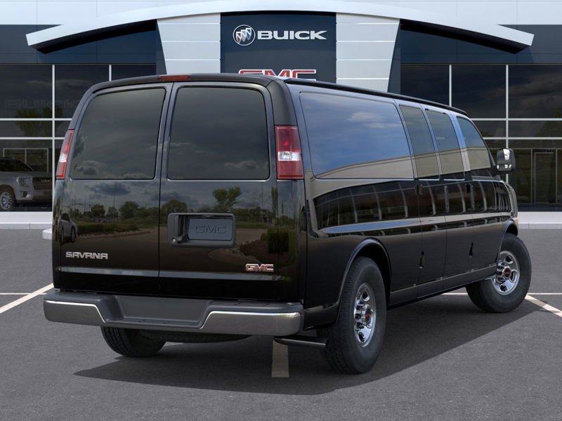 GMC Savana Cargo 3500 WT 155'' 2026 à Victoriaville, Québec - 4 - w1024h768px