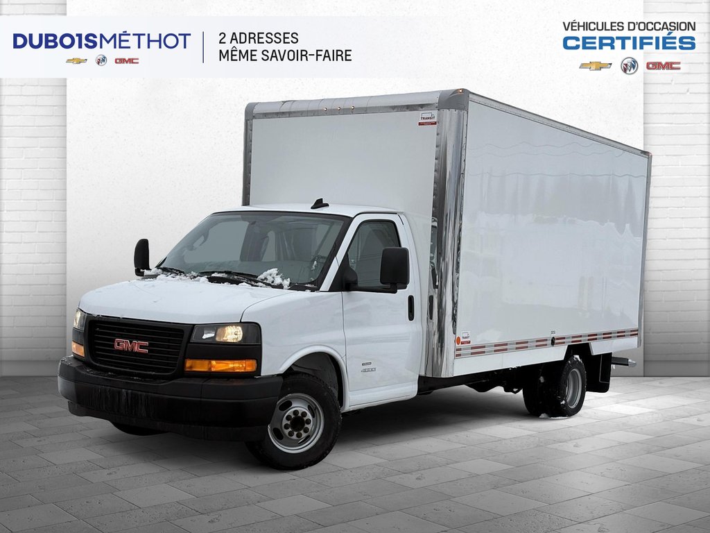 2024 GMC Savana Commercial Cutaway 4500, CUBE 16 PIEDS, V8 6.6L ESSENCE, DOULE ROUES! in Victoriaville, Quebec - 1 - w1024h768px
